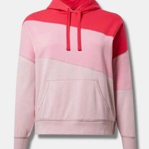 NWT Torrid relaxed bleached mauve color block hoodie. Size 00.